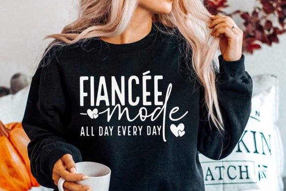 Fiancee Mode SVG, Bride to Be SVG